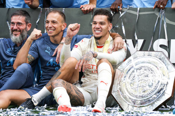 了乒乓球比 了乒乓球比